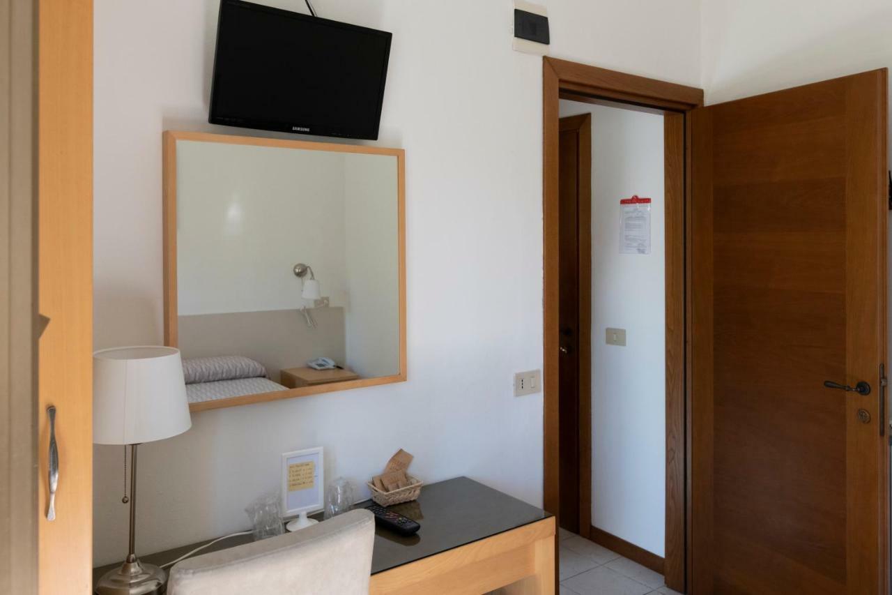 Villa Rosy Torre del Lago Puccini Exterior foto